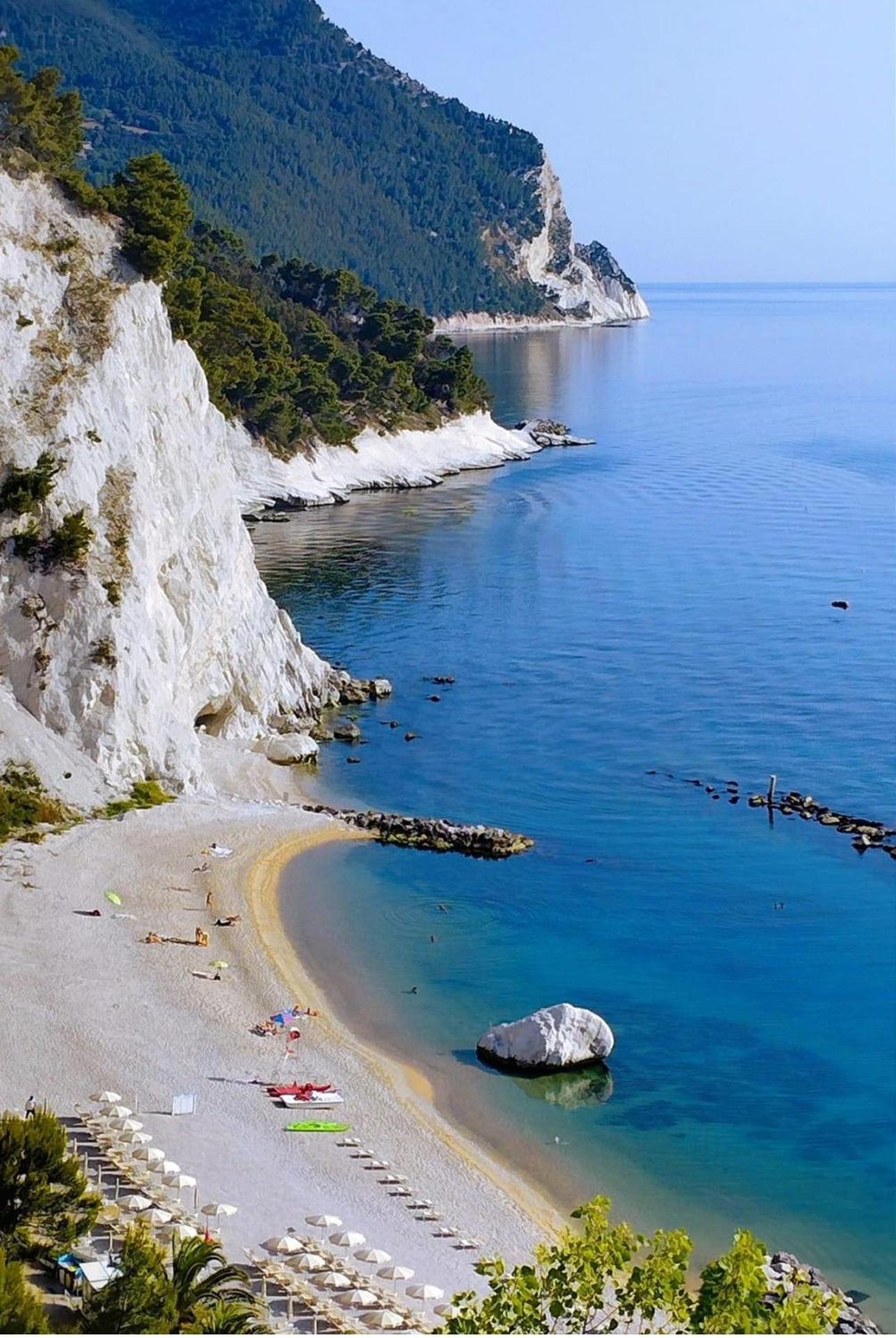 Ferienwohnung La Voce Del Mare Numana Exterior foto