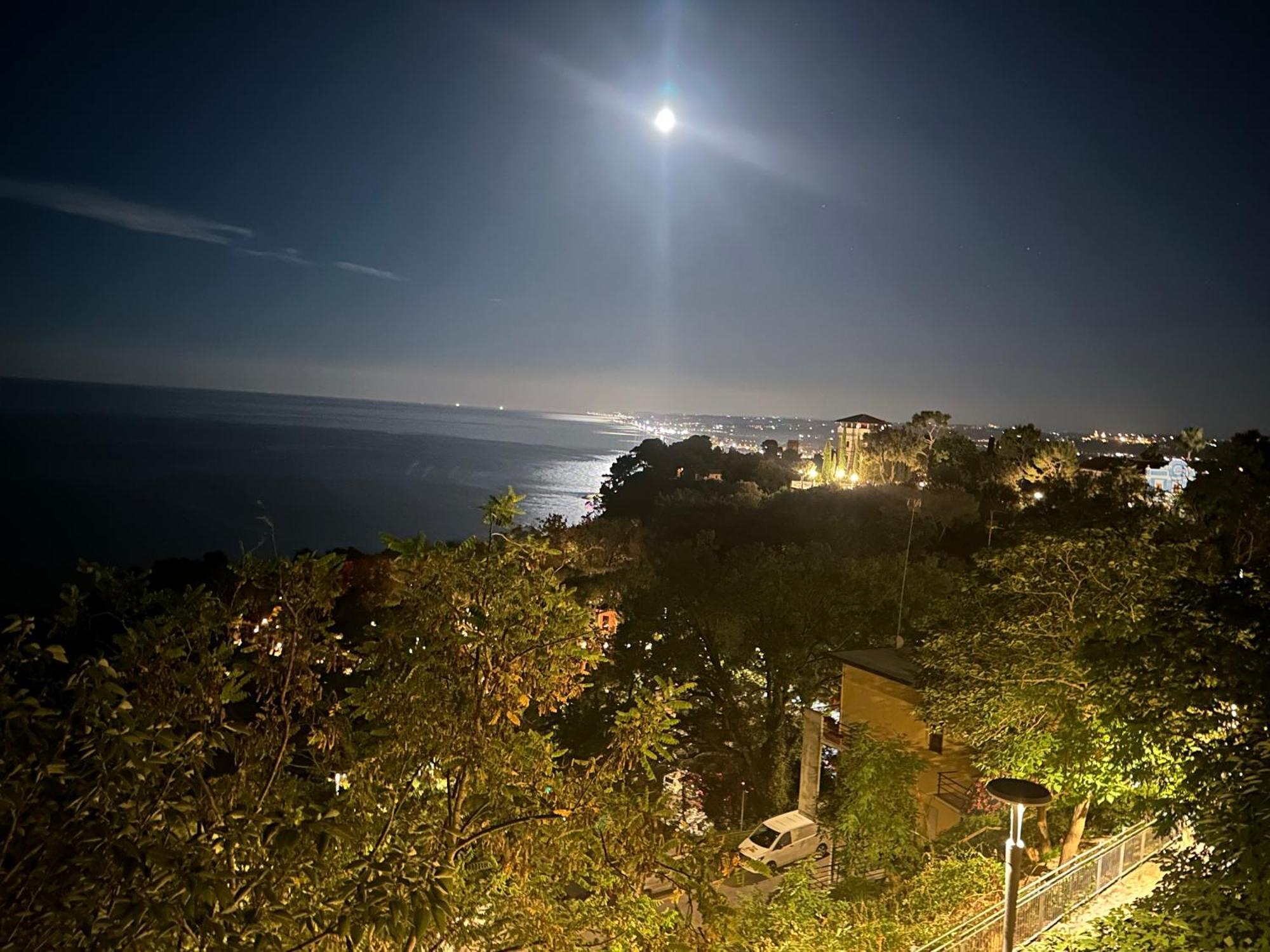 Ferienwohnung La Voce Del Mare Numana Exterior foto